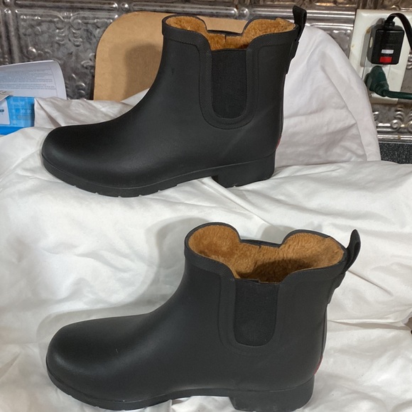 Chooka Women's Waterproof Plush Chelsea Bootie Chelsea Boot Size 7 - Picture 4 of 9
